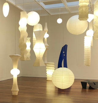 Akari E Pendant Light 12.2"