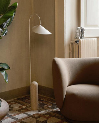 Arum Floor Lamp 16.9"
