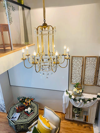 Early American Chandelier 25.2"